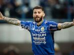 ekspresi-bek-persib-bandung-bojan-malisic_20180209_151757.jpg