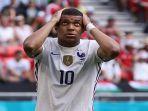 ekspresi-kekecewaan-kylian-mbappe-dalam-laga-melawan-hungaria.jpg