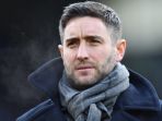 ekspresi-manajer-bristol-city-lee-johnson_20171221_095553.jpg