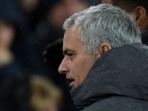 ekspresi-manajer-manchester-united-jose-mourinho_20180312_143523.jpg