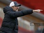 ekspresi-pelatih-liverpool-jerman-jurgen-klopp-memberi-isyarat-di-tepi-lapangan.jpg