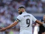 ekspresi-penyerang-real-madrid-karim-benzema-selama-timnya-melawan-sang-tamu-real-betis.jpg