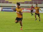 ekspresi-pesepak-bola-bhayangkara-fc-kasim-botan.jpg