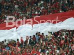 ekspresi-unik-dan-lucu-suporter-timnas-u-16-indonesia-janji-nikah-dan-singgung-bendera_20180810_051953.jpg
