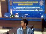 elanto-sang-penghadang-konvoi-moge-saat-di-mapolda-diy_20150819_135820.jpg
