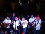 elek-yo-band_20180812_172145.jpg