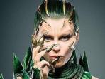 elizabeth-banks-berperan-sebagai-rita-repulsa_20160421_210417.jpg