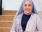elly-sugigi-ucapkan-ultah-untuk-anak.jpg