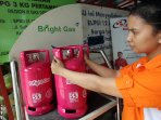 elpiji-bright-gas-55-kg-dipasarkan_20151021_152839.jpg