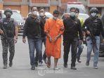emarin-kepolisian-menggelar-rilis-penangkapan-pelaku-bernama-wahyu-dwi-setyawan.jpg
