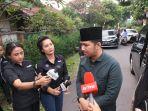 emil-dardak-di-rumah-duka.jpg