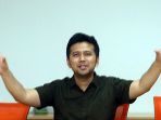 emil-dardak-wagub-jatim-silaturahmi-ke-redaksi-tribnunnews_20200315_165051.jpg