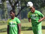 emile-mbamba-eric-djemba-djemba_20150325_023006.jpg