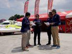 empat-hari-jelang-pelaksanaan-f1powerboat-danau-toba-logistik-terus-berdatangan.jpg
