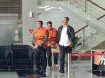 Akhir Pelarian Wamen Silmy Karim, Keluar Gedung KPK Berbalut Rompi Oranye