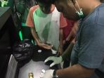 enam-pengunjung-warnet-di-kecamatan-payung-sekaki-positif-konsumsi-narkoba_20170301_095446.jpg