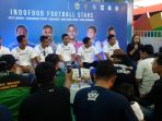 enam-pesepakbola-tanah-air-berbagi-pengalaman-di-prj-bersama-indofood_20180630_234401.jpg