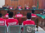 enam-terdakwa-kasus-pembakaran-polsek-tambelangan-disidang.jpg