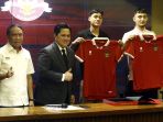 erick-thohir-kenalkan-dua-pemain-naturalisasi-timnas-indonesia_20230525_041114.jpg