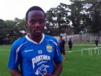 erick-weeks-lewis-maulatiannnnn_20170126_024846.jpg