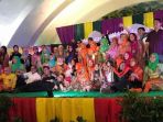 erna-santoso-selalu-membantu-anak-yatim_20170621_000538.jpg