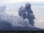 erupsi-gunung-anak-krakatau_20181228_220342.jpg