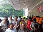 eskpos-tersangka-pengoplos-tabung-gas_20161022_125240.jpg