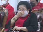 eskpresi-ketua-umum-pdip-megawati-soekarnoputri-saat-dipuji-presiden-jokowi.jpg