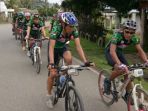 etape-ketiga-gowes-touring-pesona-nusantara-lewati-perkebunan-sawit_20170714_183153.jpg