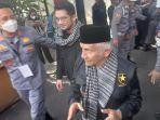 etinggi-partai-ummat-tiba-di-gedung.jpg