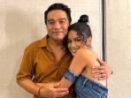 eva-celia-minder-menjadi-anak-indra-lesmana-terlebih-saat-melihat-sang-ayah-manggung.jpg