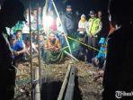 evakuasi-abd-halim-53-di-sumur-kecamatan-bluto-kabupaten-sumenep.jpg