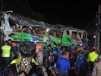 evakuasi-bus-trans-putera-fajar-di-subang-ok.jpg