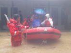 evakuasi-korban-banjir111.jpg