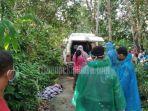 evakuasi-korban-meninggal-di-tepi-jalan.jpg