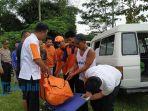evakuasi-korban-tenggelam-di-beji-pura-anyar.jpg
