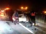 evakuasi-mobil-terlibat-tabrakan-beruntun-di-tol-medan-tebing.jpg