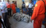 evakuasi-pesawat-airasia-qz8501_20141230_180501.jpg