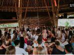 event-yoga-massal-yang-diselenggarakan-di-house-of-om-gianyar-bali.jpg