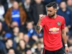 everton-vs-manchester-united-1-1-ancelotti-diusir-wasit_20200302_173834.jpg