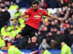 everton-vs-manchester-united-1-1-ancelotti-diusir-wasit_20200302_175819.jpg