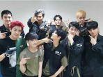 exo-rayakan-anniversary-ke-8-begini-unggahan-para-member.jpg
