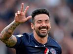 ezequiel-lavezzi-hatrik_20150427_135844.jpg