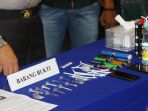 fachri-albar-ditangkap-polisi-terkait-narkoba_20180214_182052.jpg