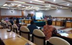 fadli-zon-pimpin-rapat-pansus-revisi-uu-md3_20141207_184317.jpg
