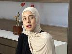 fairuz-a-rafiq-ketika-jumpa-pers-di-rs-abdi-waluyo.jpg