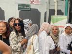 fans-nikmir-sidang-vonis22.jpg