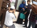 farrah-diba-sujud_20170410_123814.jpg