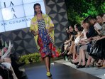 fashion-show-karya-ivan-gunawan_20151005_161121.jpg