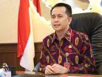fatoni-lagi-webinar-kemendagri-batik.jpg